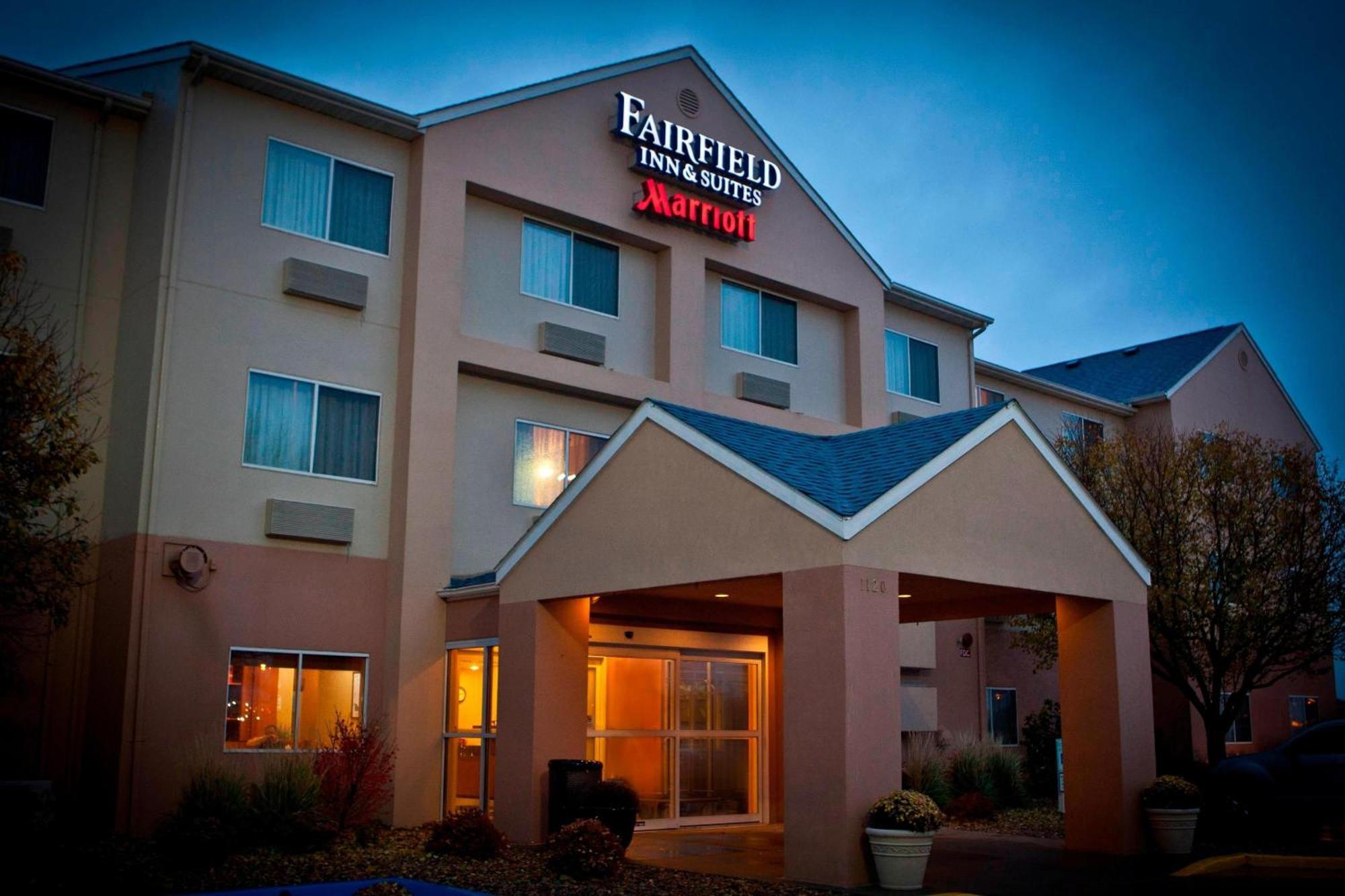 Fairfield Inn & Suites Bismarck North Exterior photo
