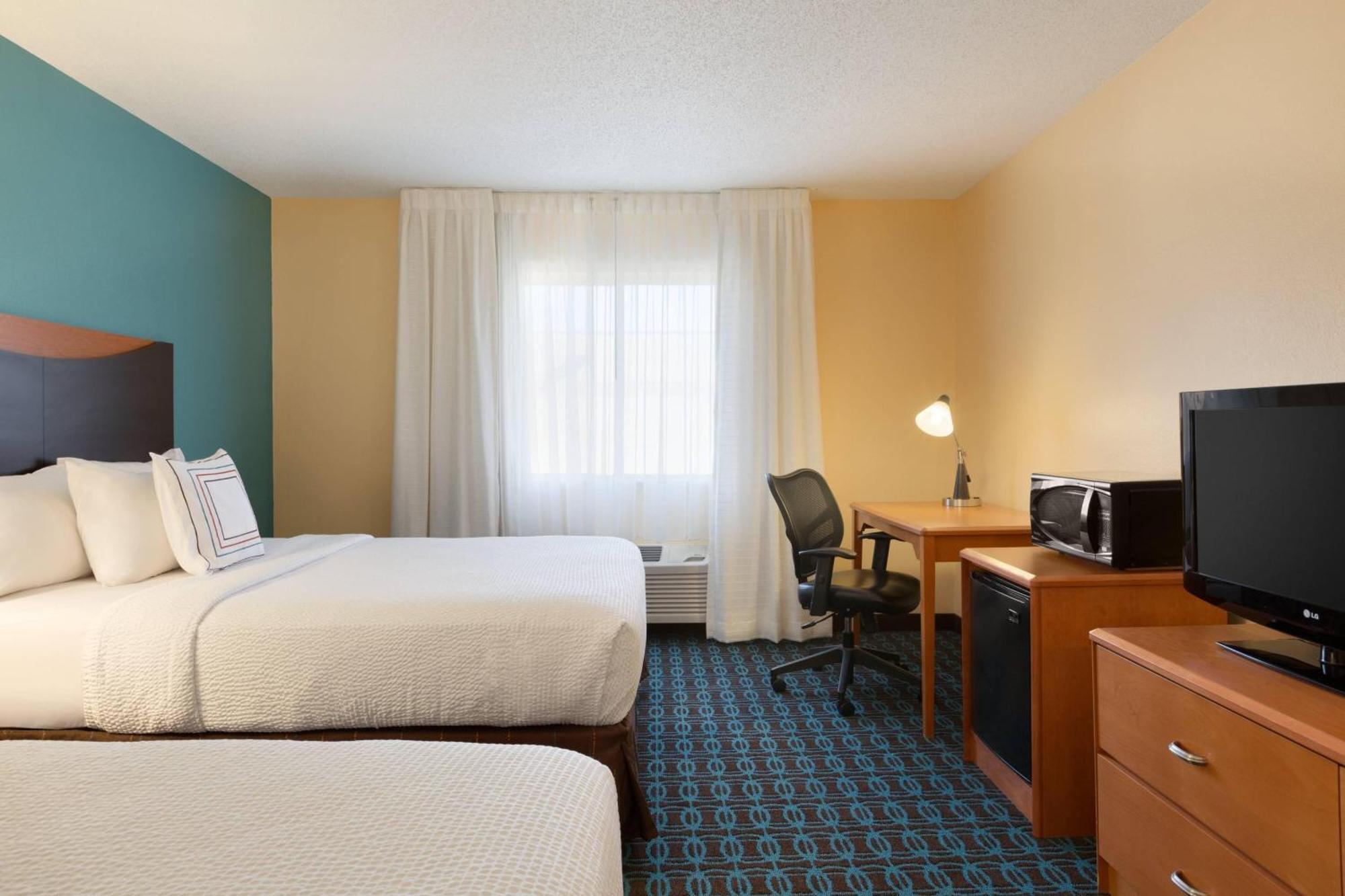 Fairfield Inn & Suites Bismarck North Exterior photo