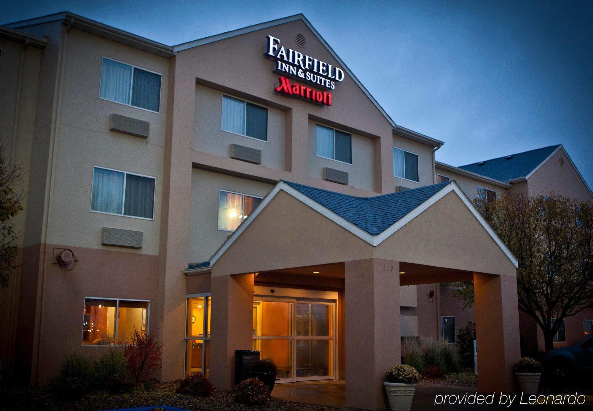 Fairfield Inn & Suites Bismarck North Exterior photo