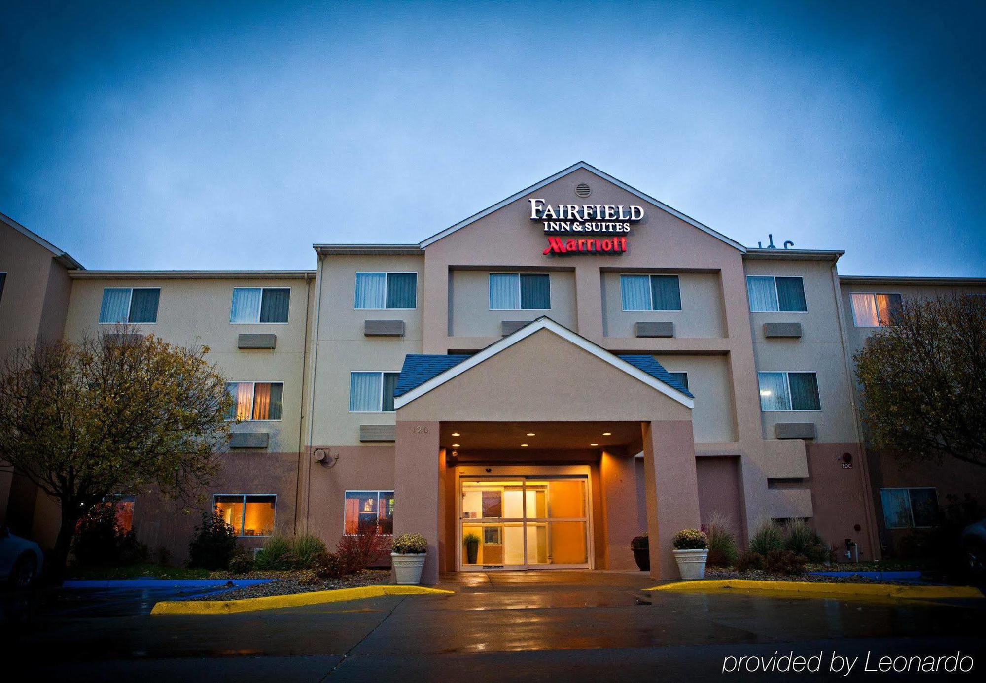 Fairfield Inn & Suites Bismarck North Exterior photo